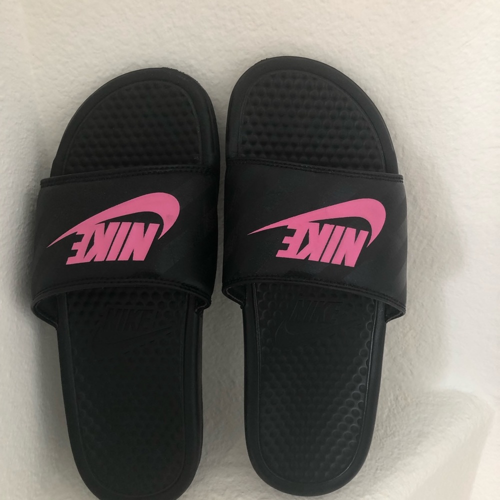 nike slides